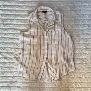 Who What Wear Off-White Sleeveless Blouse with Vertical Pinstripes
